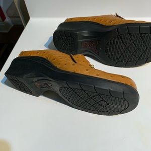 Ariat leather ostrich mules size 8 women